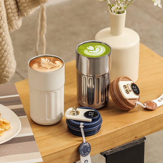 Koffiethermoskan met temperatuurweergave en - isolatie